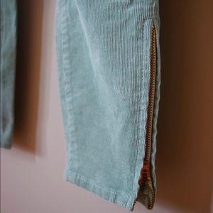 Sage green jcrew toothpick corduroys. Size 26